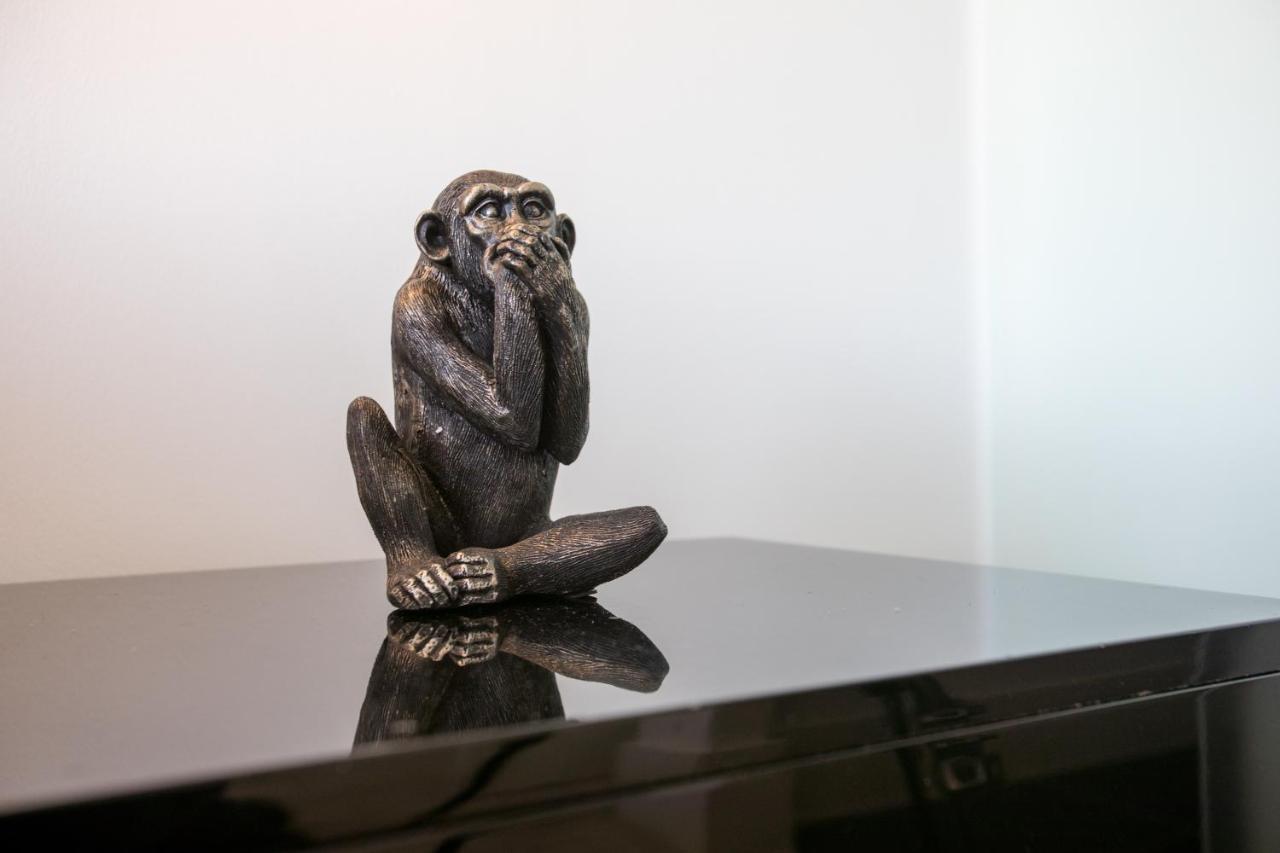 Luxury 2-Bed Flat Parking And Close To The Tube London Eksteriør bilde